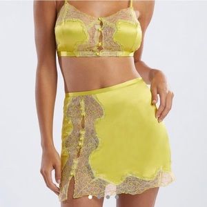 Savage X Fenton lace highlighter skirt NWT